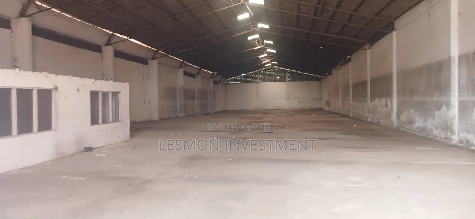 Warehouse Measuring 1200 SQM Is for Rent at Dzorwulu for Rent