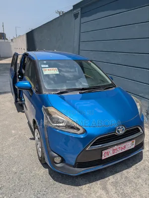 Toyota Sienta 1.5 Hybrid FWD (6-seater) 2016 Blue