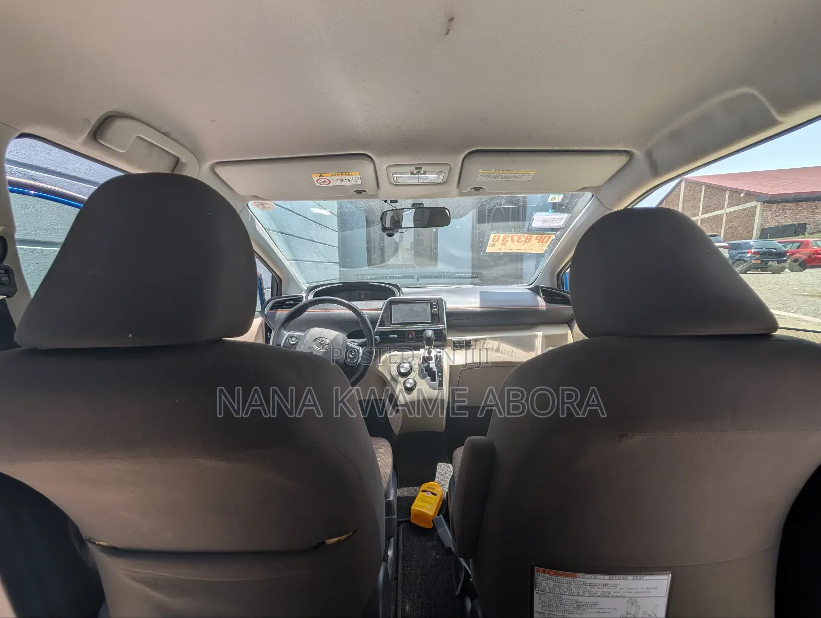 Toyota Sienta 1.5 Hybrid FWD (6-seater) 2016 Blue