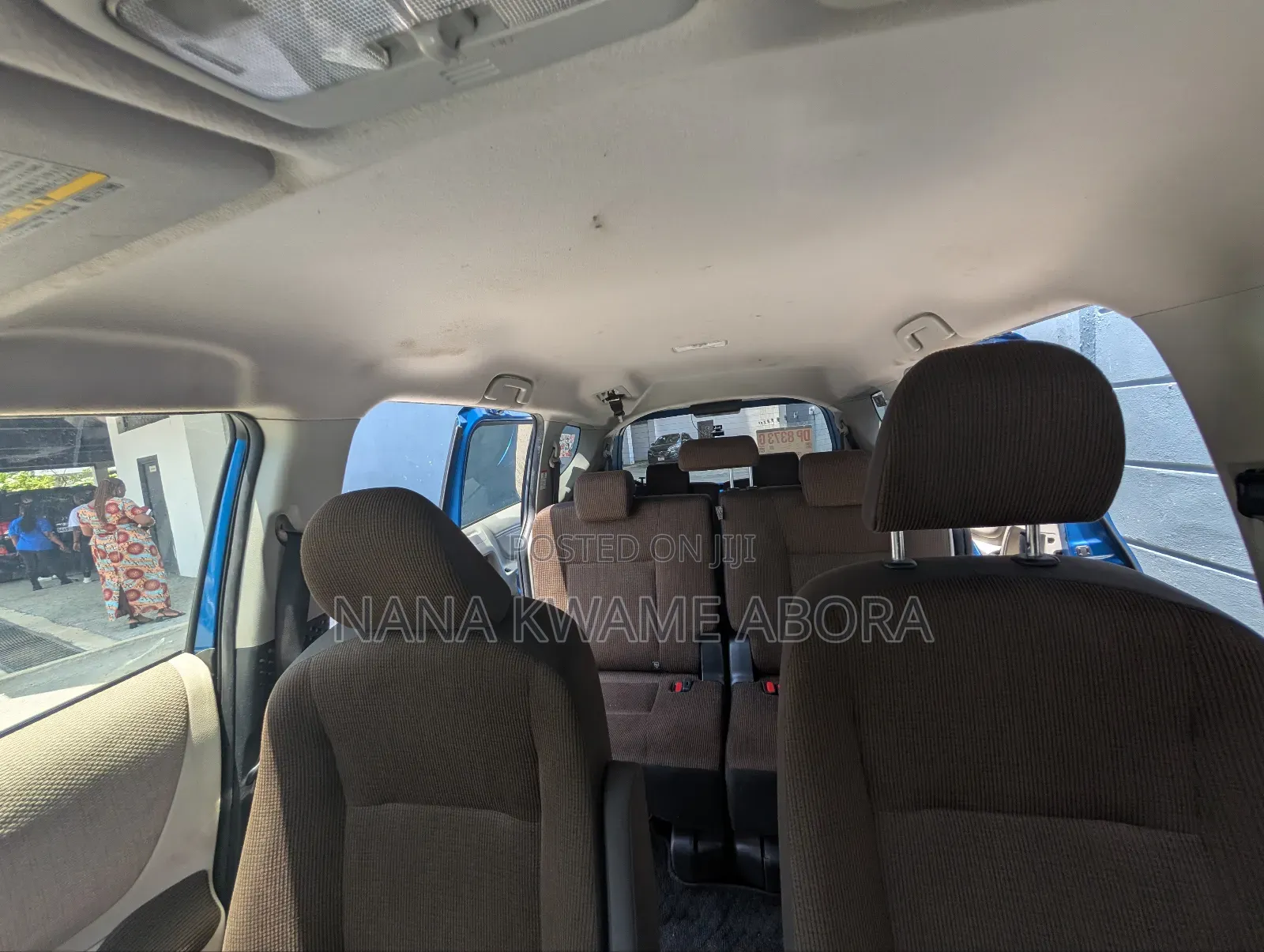 Toyota Sienta 1.5 Hybrid FWD (6-seater) 2016 Blue