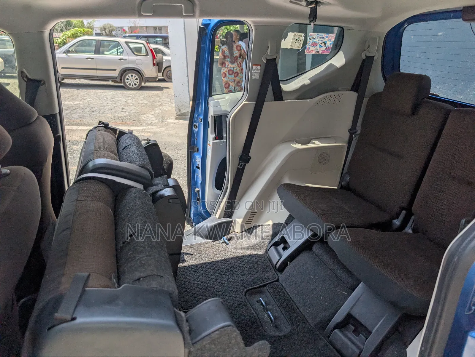 Toyota Sienta 1.5 Hybrid FWD (6-seater) 2016 Blue