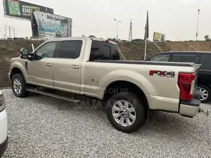 Ford F-350 2017 Brown