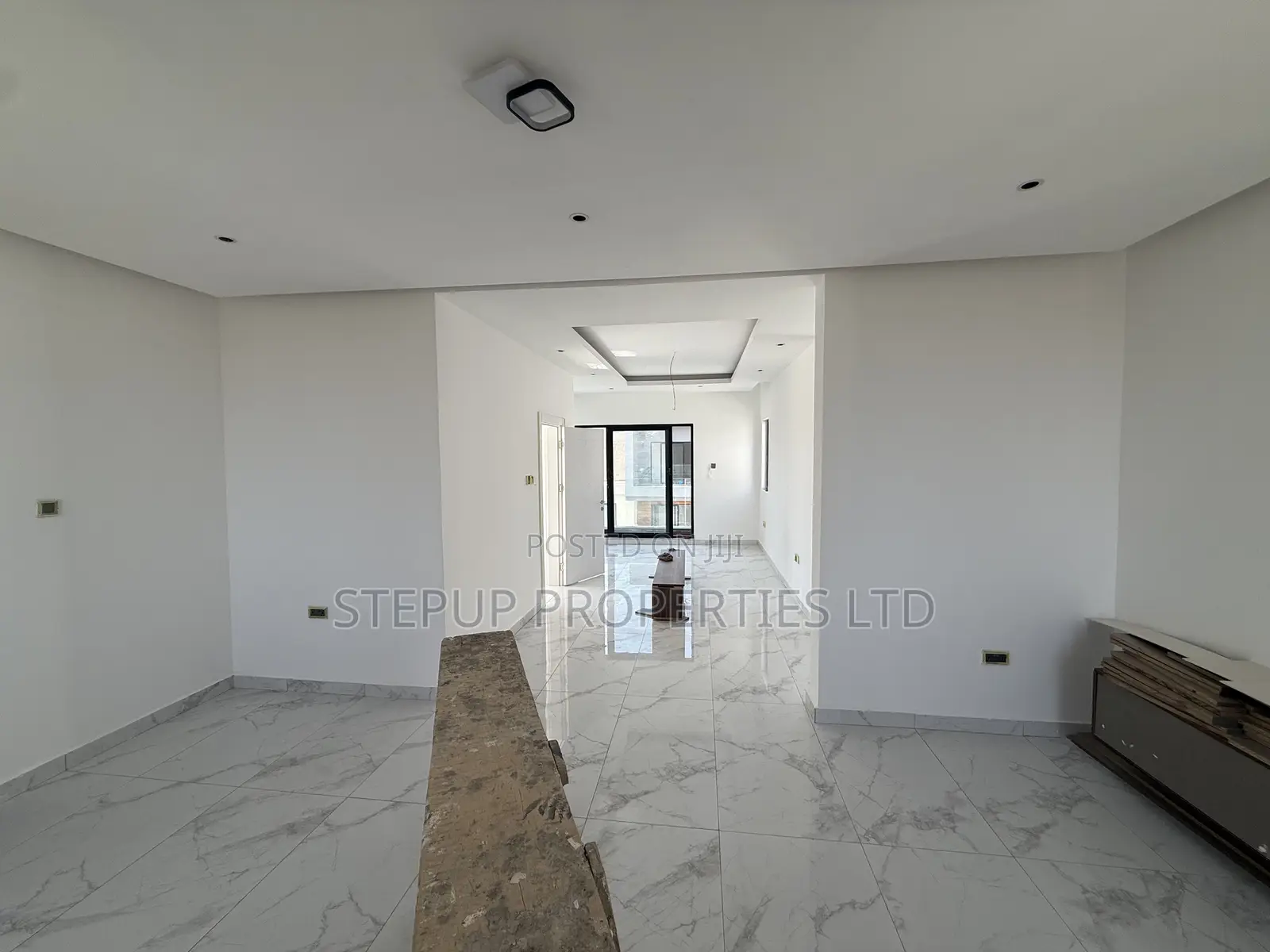 5bdrm Townhouse/Terrace in East Legon Hills for sale