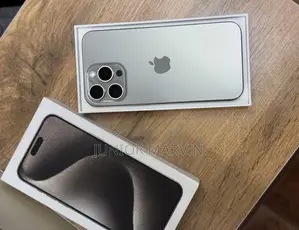 Apple iPhone 15 Pro Max 256 GB Silver