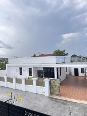 3bdrm House in Comm 24, Accra Metropolitan for sale