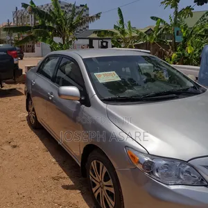 Toyota Corolla LE 4dr Sedan (1.8L 4cyl 4A) 2012 Silver