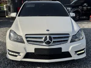 Mercedes-Benz C250 2014 White