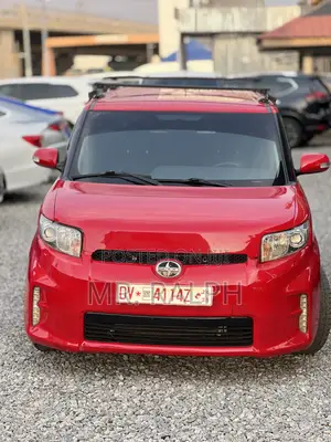 Scion xB Base 2015 Red