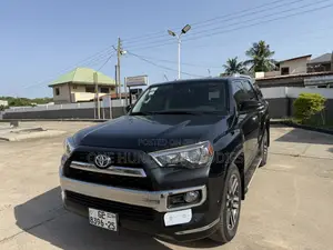 Toyota 4-Runner Limited 4x4 2019 Black