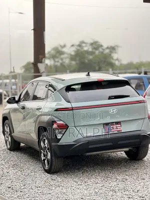 Hyundai Kona SE 2024 Green
