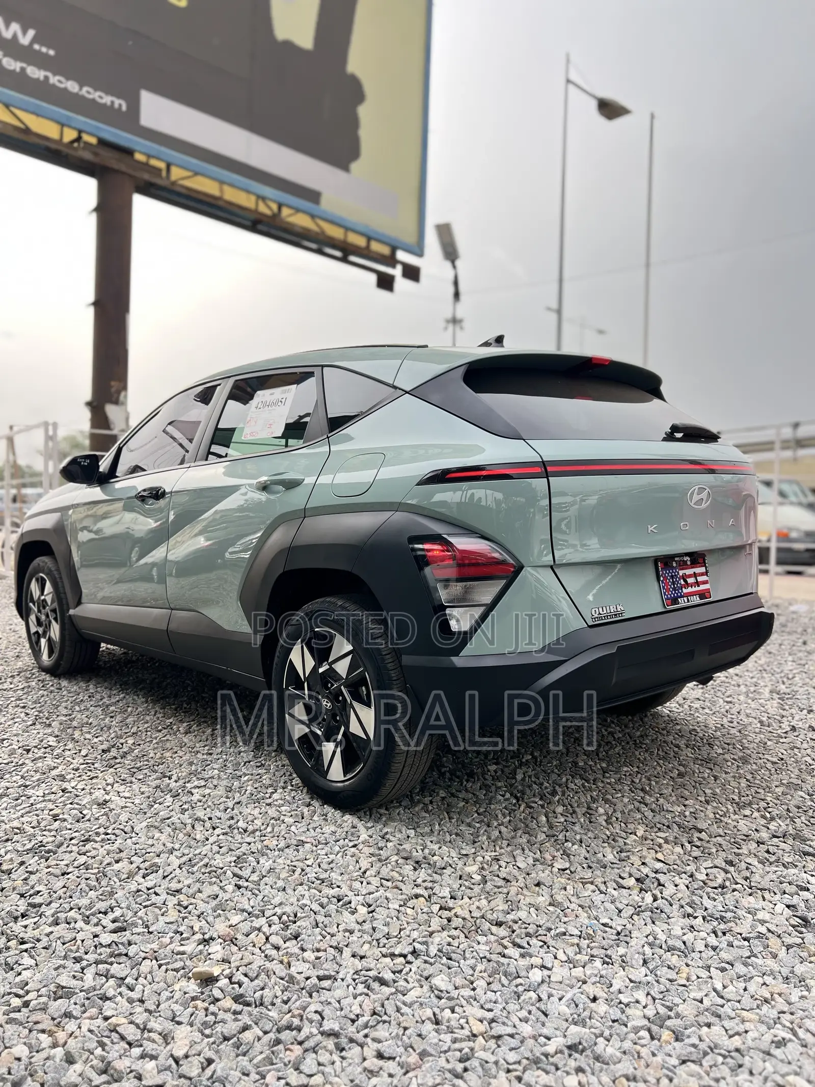 Hyundai Kona SE 2024 Green