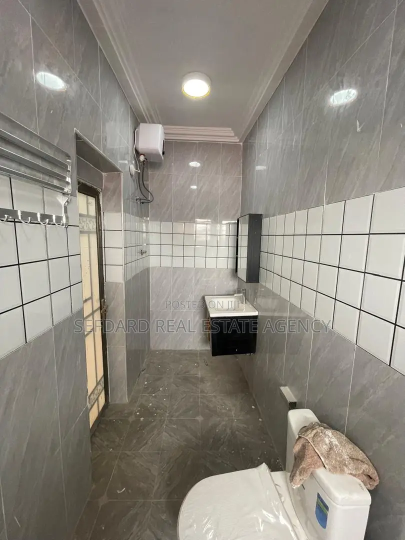 2bdrm Apartment in Sefdard Properties, Kwabenya for rent