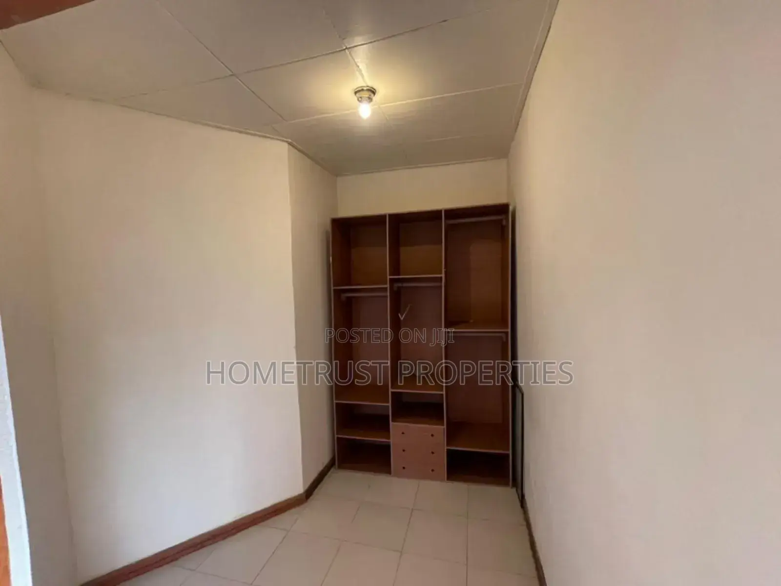 7bdrm Mansion in Kwabenya Acp for sale