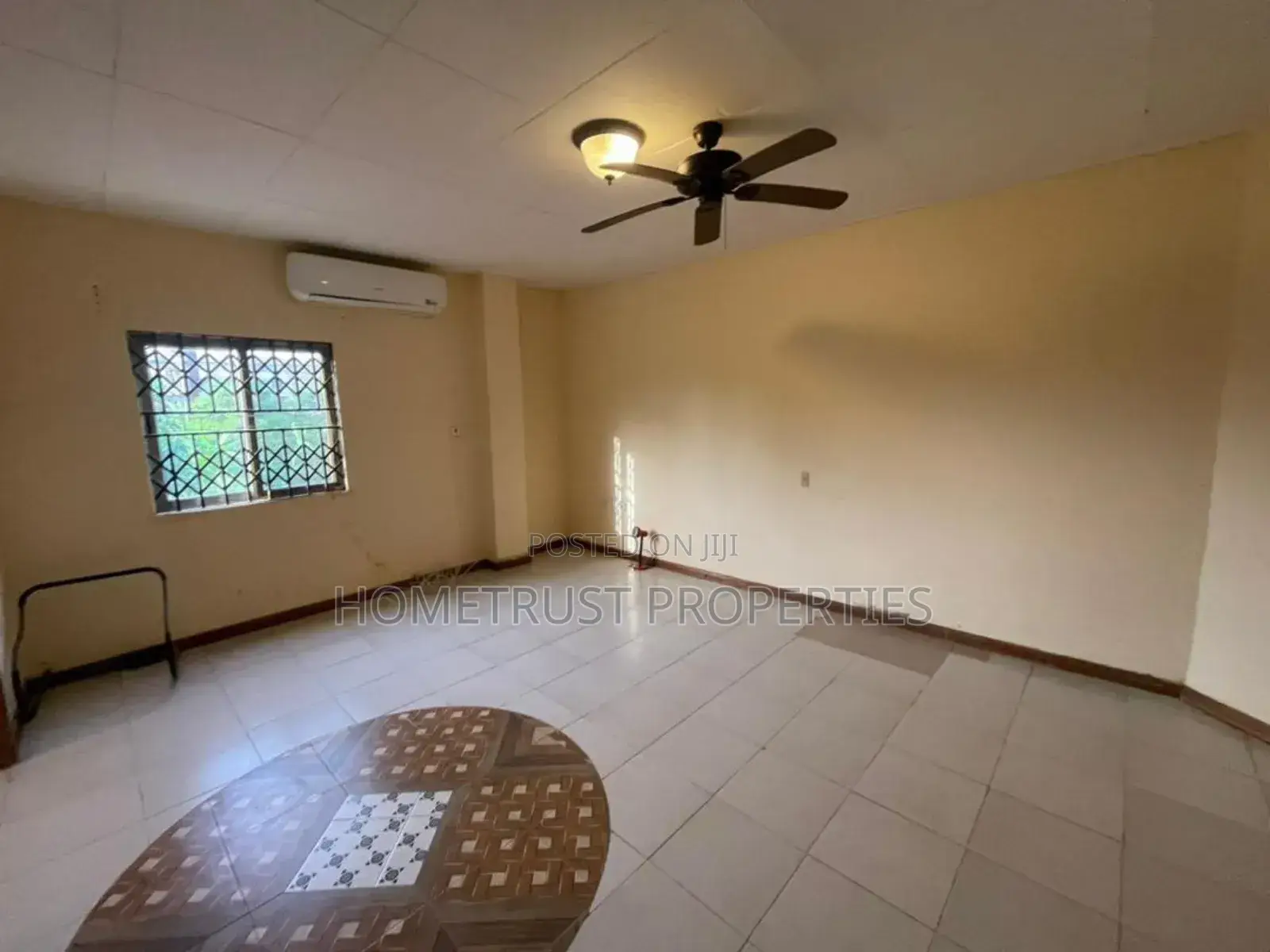 7bdrm Mansion in Kwabenya Acp for sale