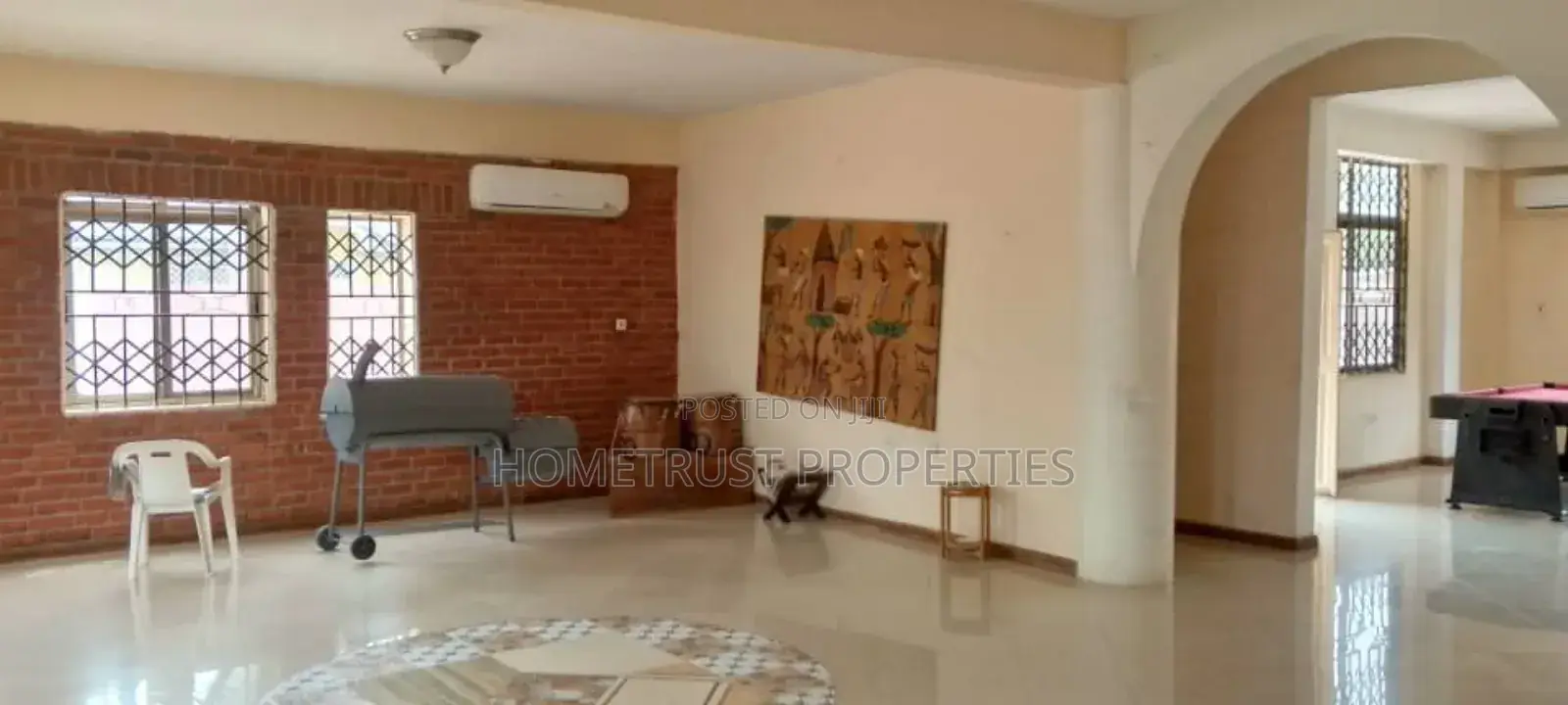 7bdrm Mansion in Kwabenya Acp for sale