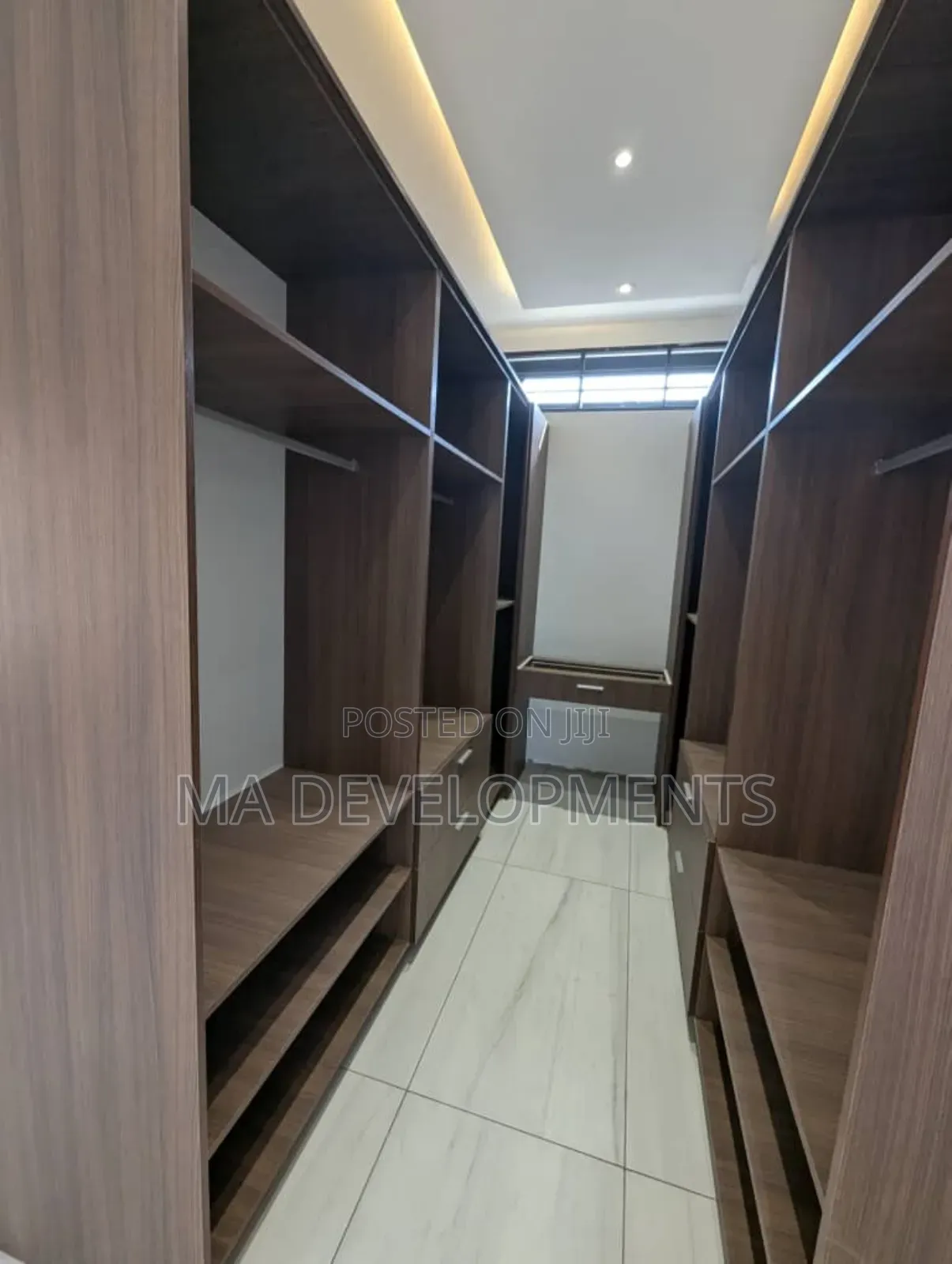 4bdrm House in 4 Bedroom House For, Unity Closed for sale