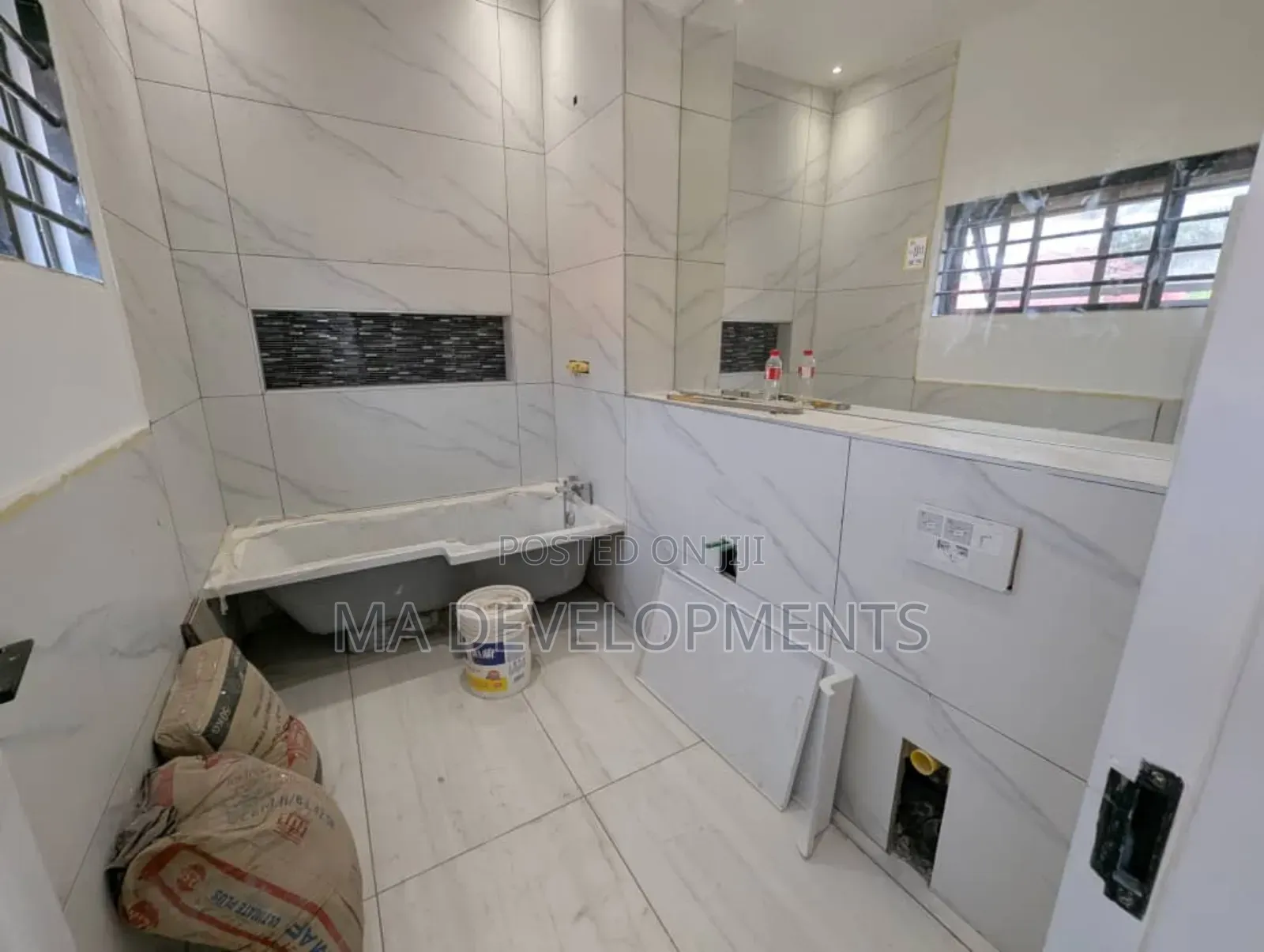 4bdrm House in 4 Bedroom House For, Unity Closed for sale