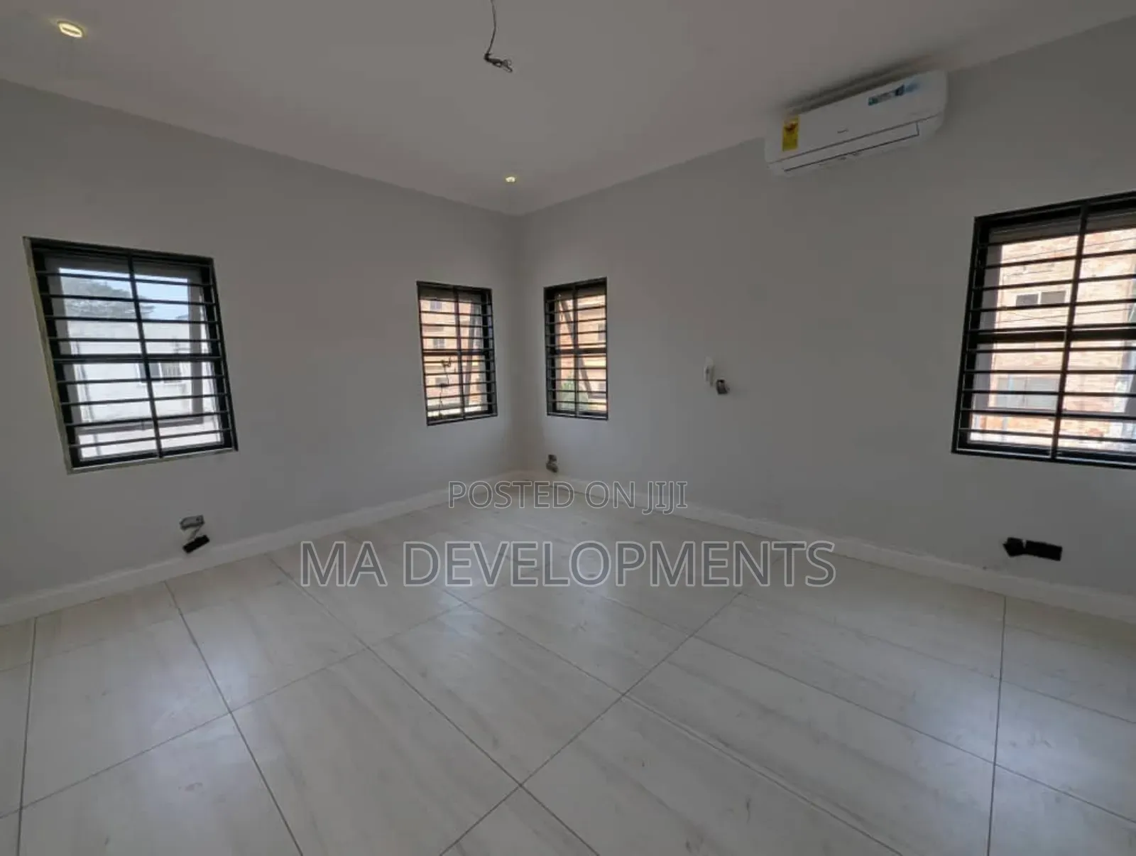 4bdrm House in 4 Bedroom House For, Unity Closed for sale