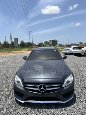 Mercedes-Benz C300 2016 Gray