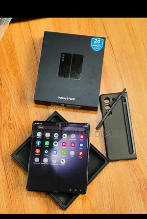 New Samsung Galaxy Z Fold4 256 GB