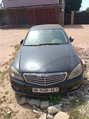 Mercedes-Benz 220 2008 Black
