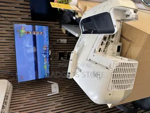 Short Throw Projector Epson
