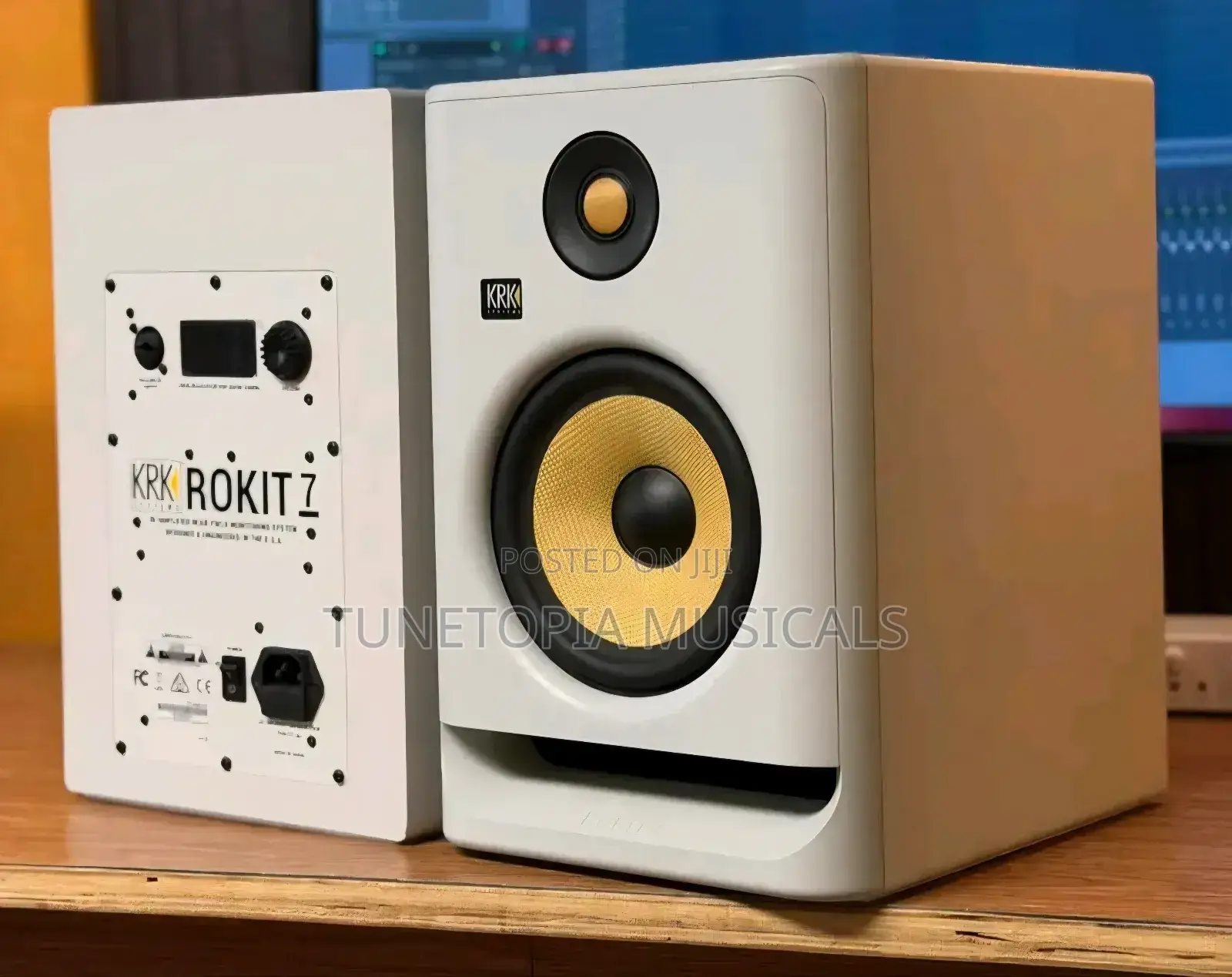 KRK Rokit 7 G4 Studio Monitors (White)