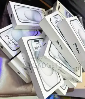 New Apple iPhone 15 128 GB Silver