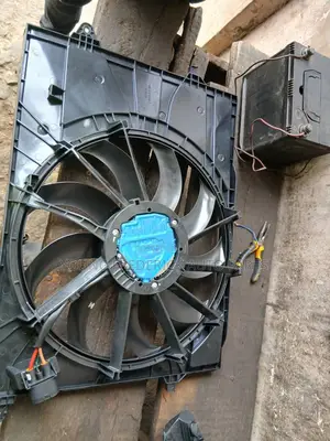 Hyundai Santa Fe 2020 2021 2022 2023 2024 2025 Radiator Fan