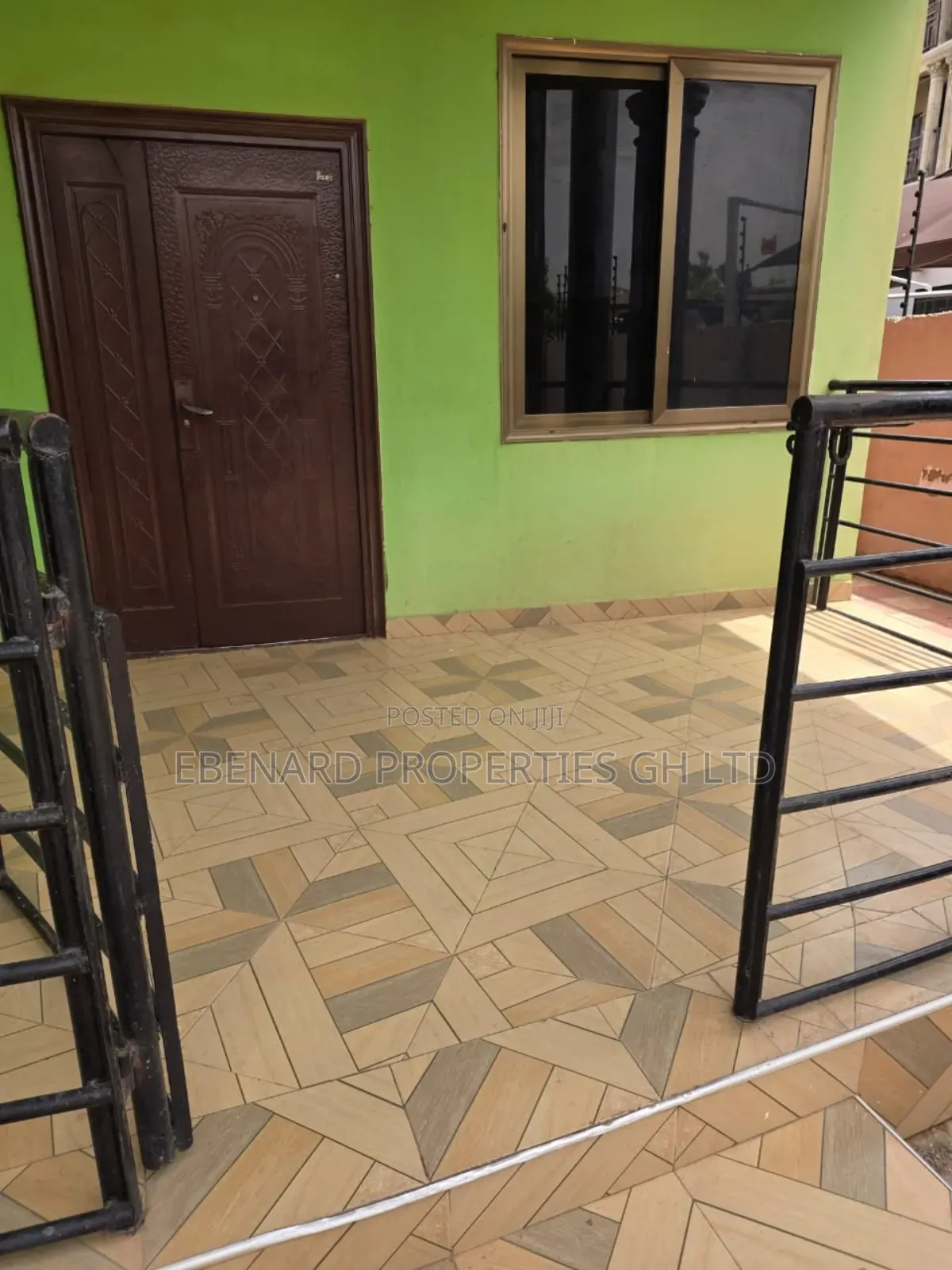 3bdrm Apartment in Ebenard Properties, Lashibi for rent