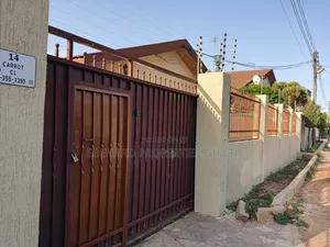 4bdrm House in Ebenard Properties, Baatsona Total for sale