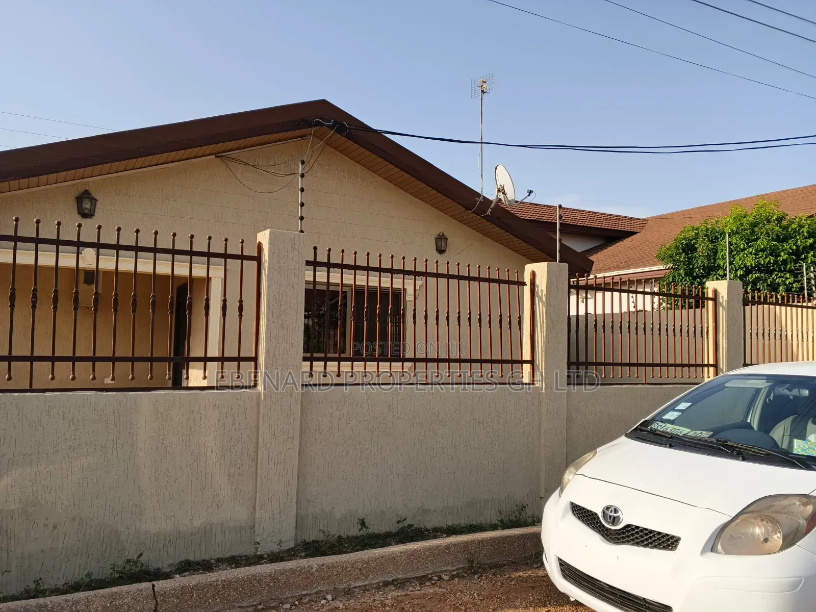 4bdrm House in Ebenard Properties, Baatsona Total for sale