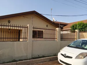 4bdrm House in Ebenard Properties, Baatsona Total for sale