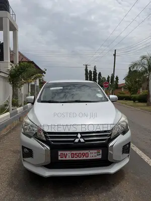 Mitsubishi Attrage 2021 Gray