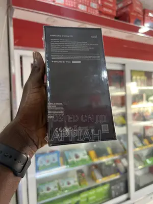 New Samsung Galaxy S10 128 GB