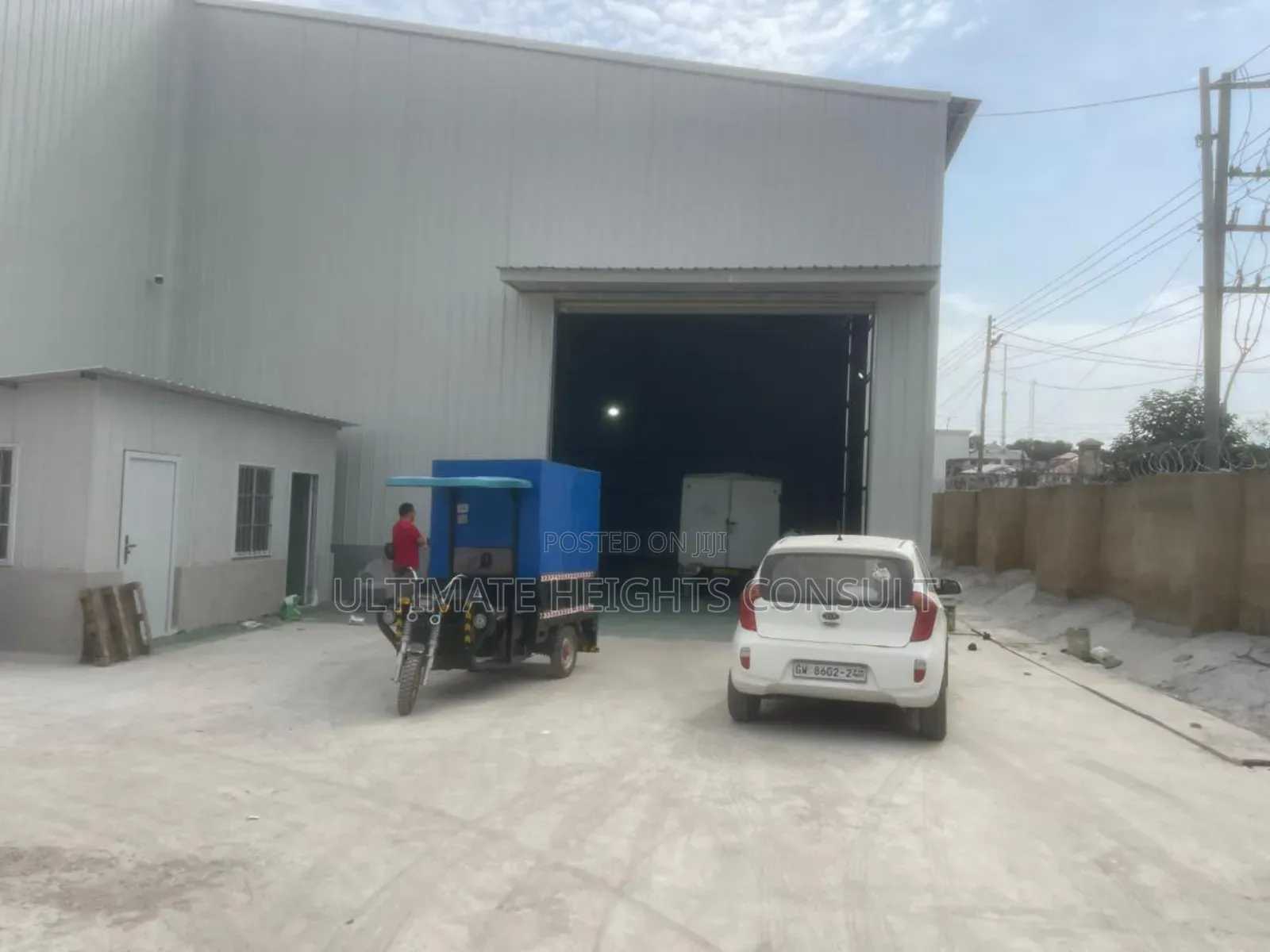 800 Square Meters Warehouse for Rent at Achimota