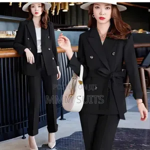 Quality 2-piece Ladies Double-breasted Suit With Belt In Black