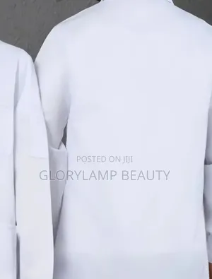 Unisex Professional White Lab Coat – For Doctors, Nurses Students