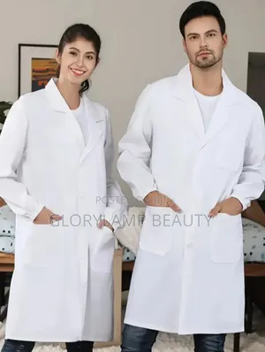 Unisex Professional White Lab Coat – For Doctors, Nurses Students