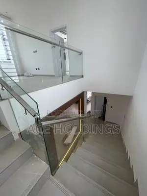 4bdrm Mansion in Acp, Kwabenya for sale
