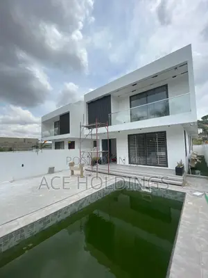4bdrm Mansion in Acp, Kwabenya for sale