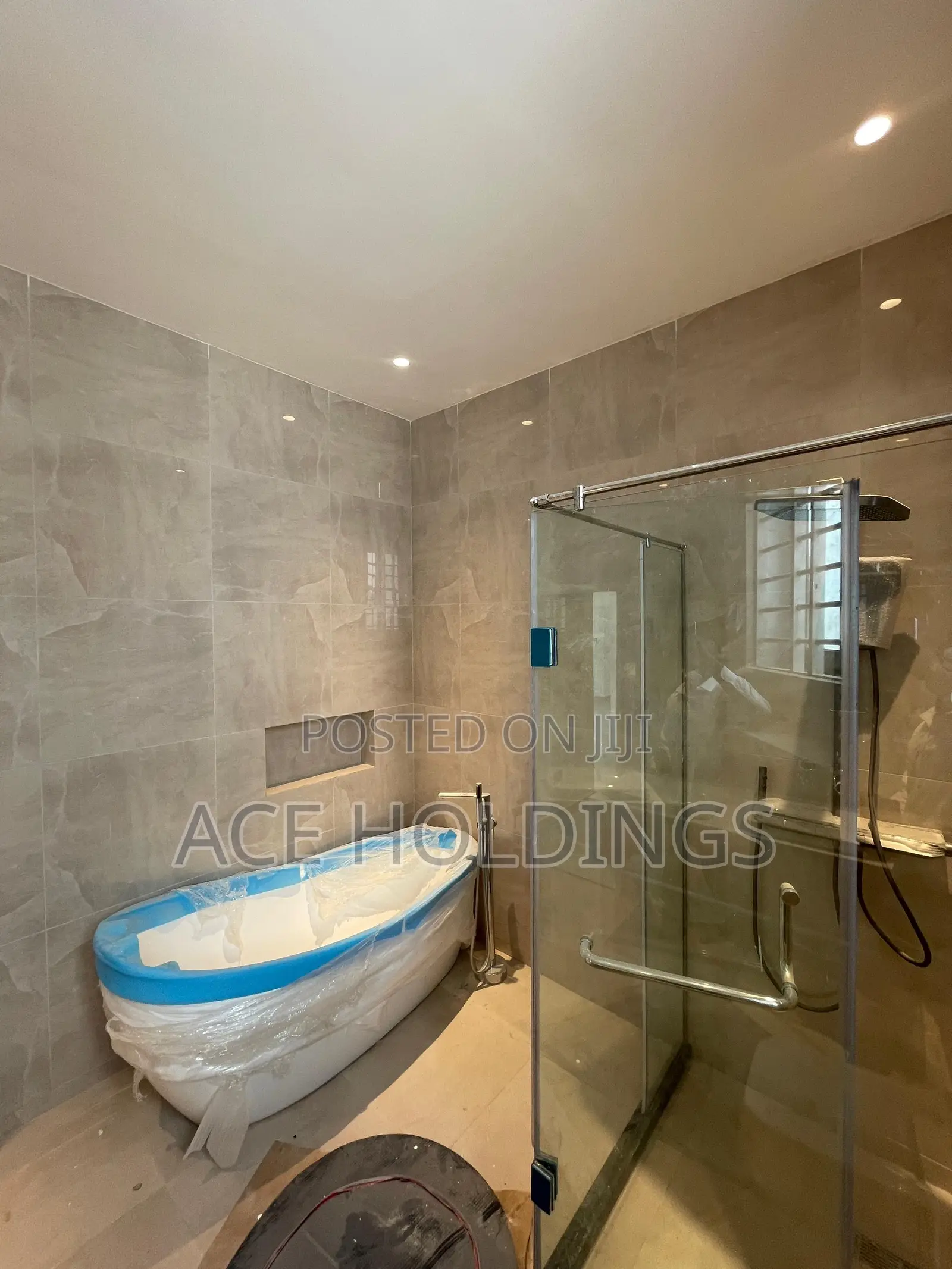 4bdrm Mansion in Acp, Kwabenya for sale