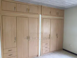 3bdrm House in Community 22, Tema Metropolitan for sale