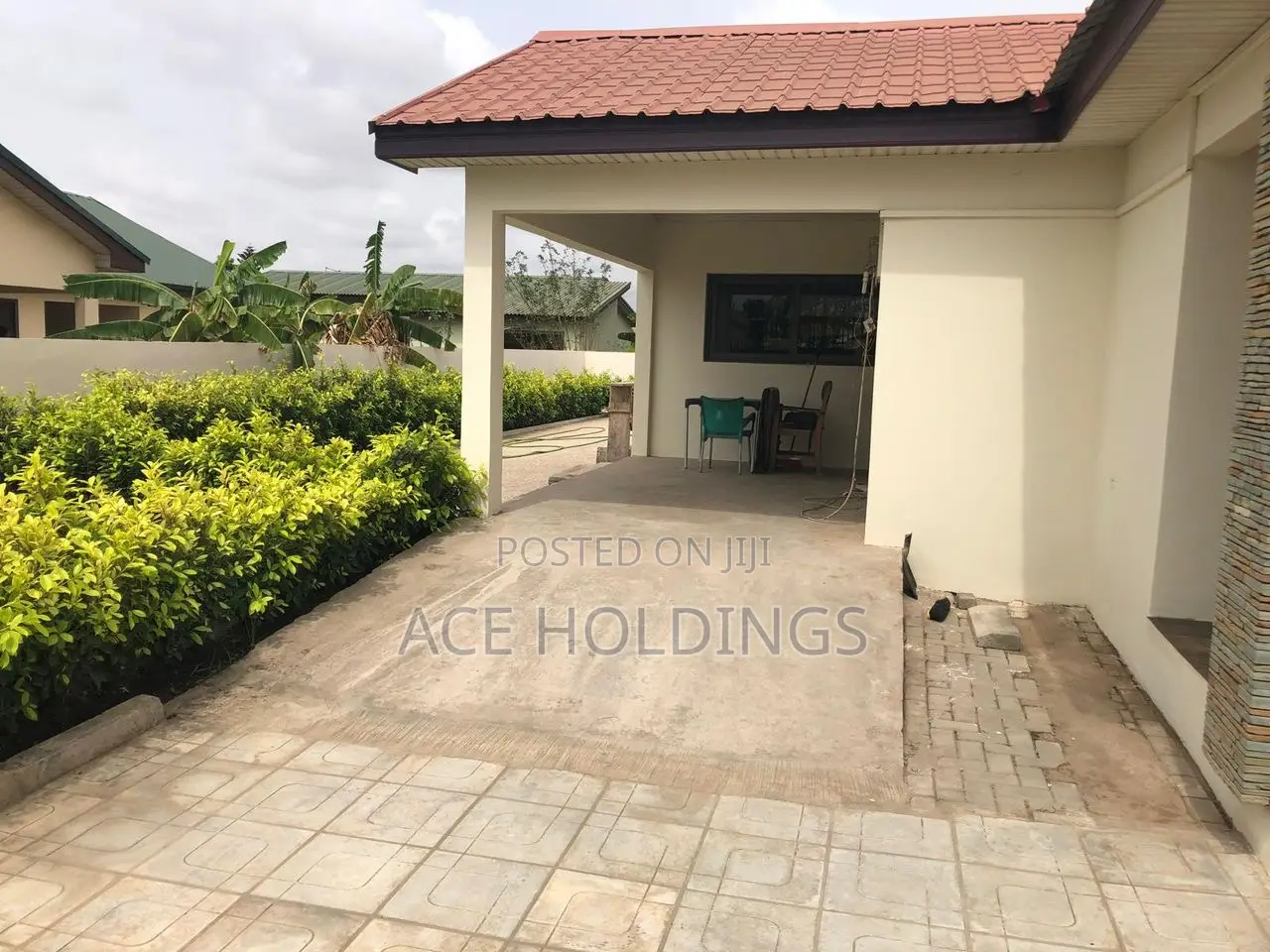 3bdrm House in Community 22, Tema Metropolitan for sale