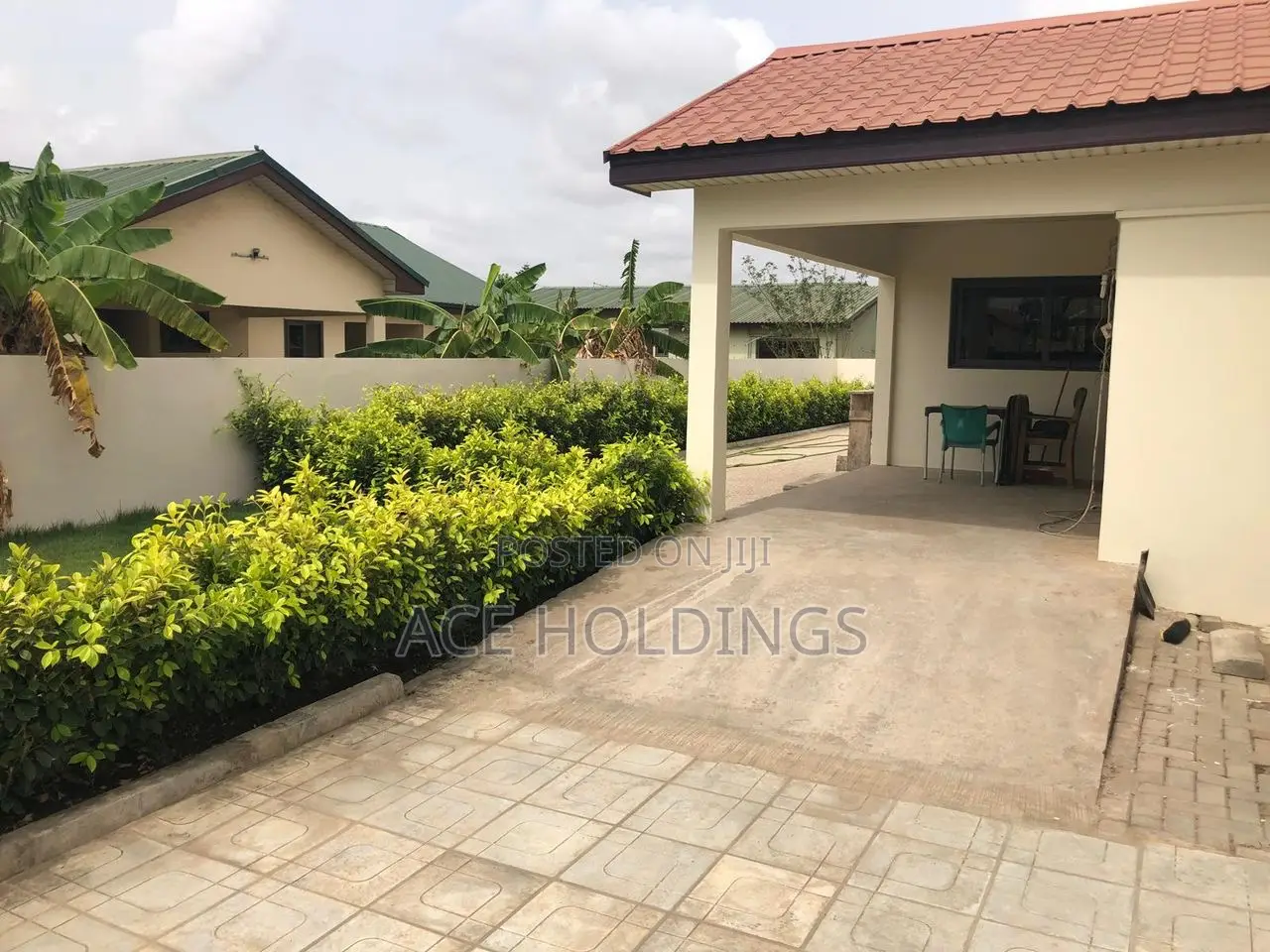 3bdrm House in Community 22, Tema Metropolitan for sale