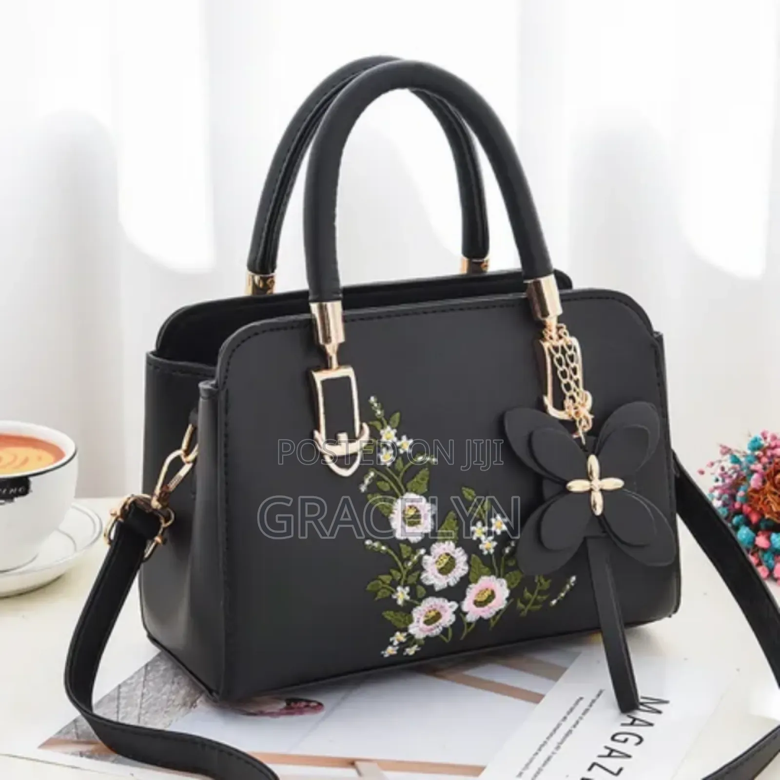 Women Beautiful Hand Bag