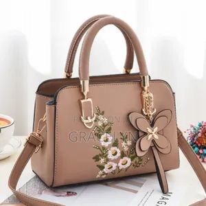 Women Beautiful Hand Bag