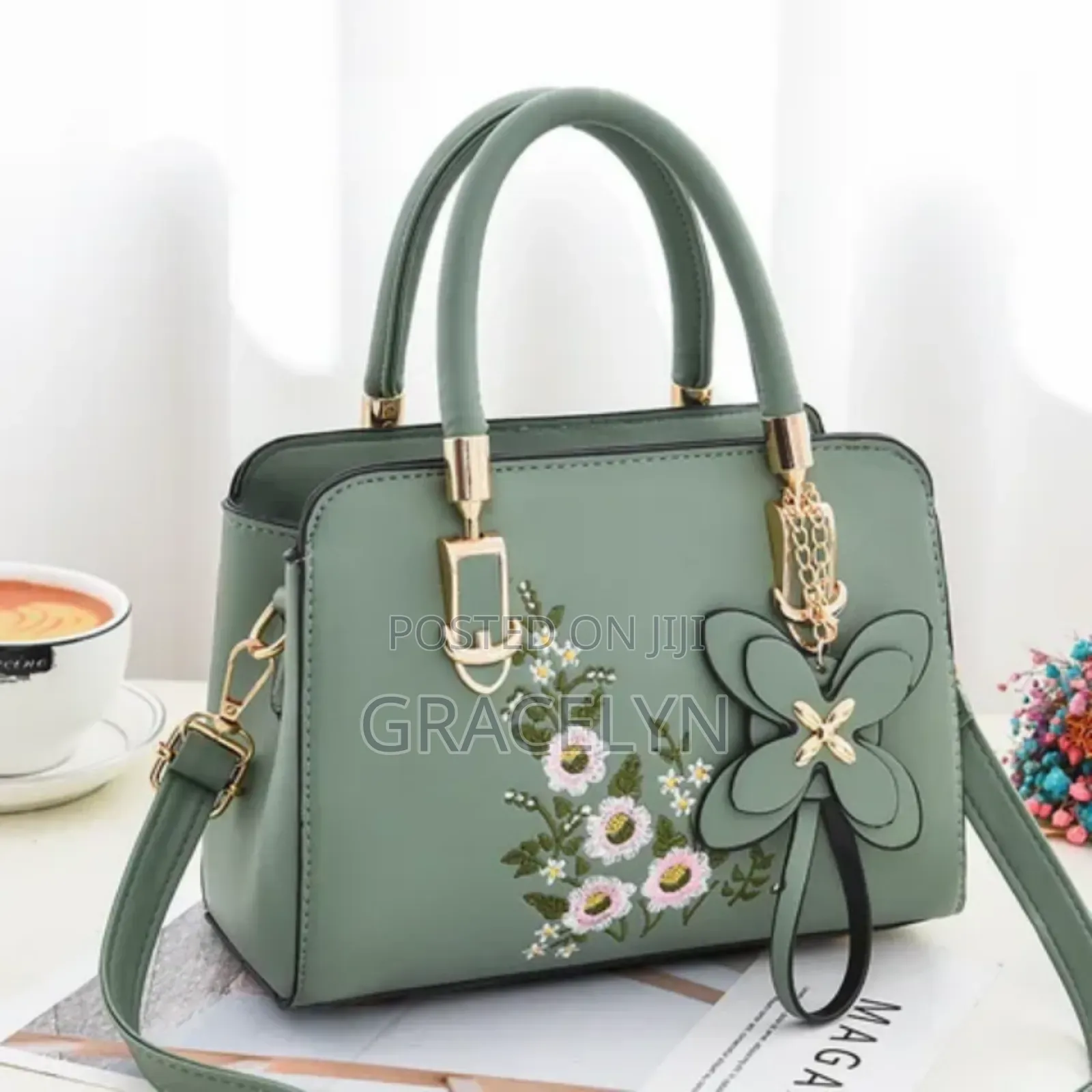 Women Beautiful Hand Bag