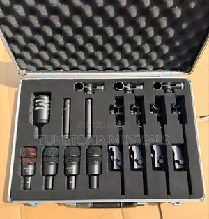 Audix Dp7 7-piece Drum Microphone Package In Its Carrying Case.