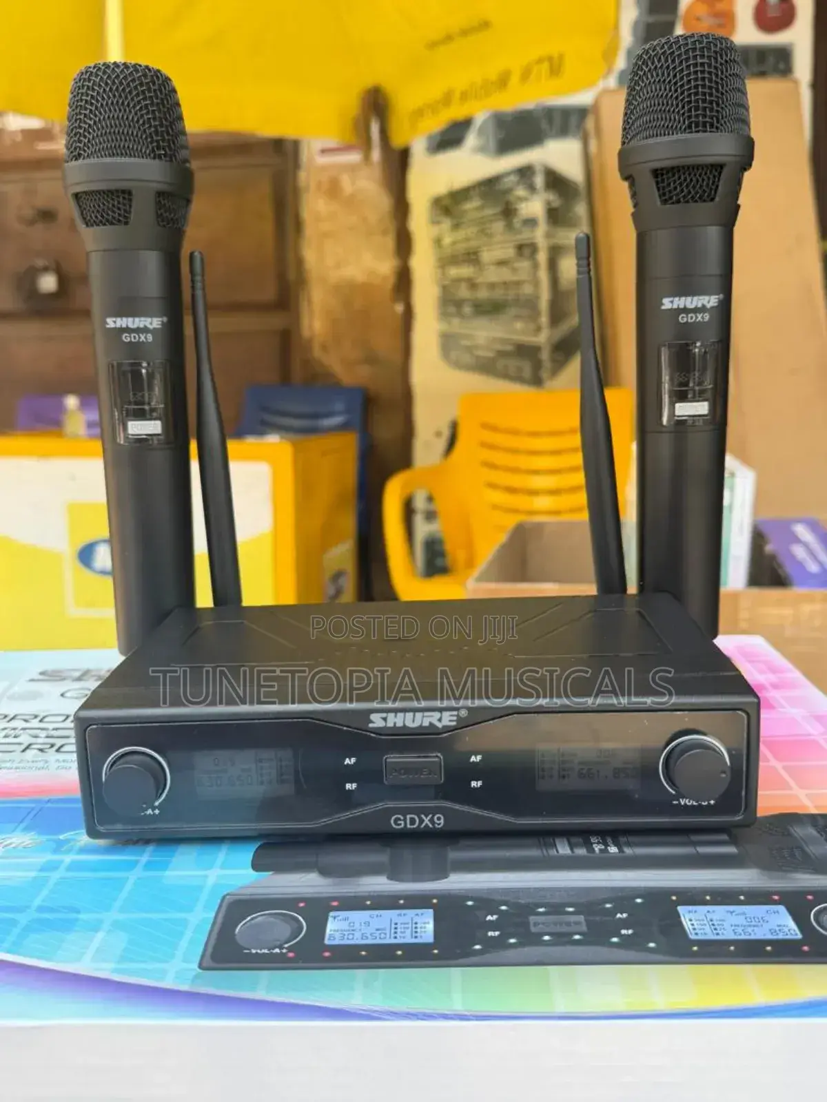 Shure Gdx9 Rechargeable Wireless Microphone System.